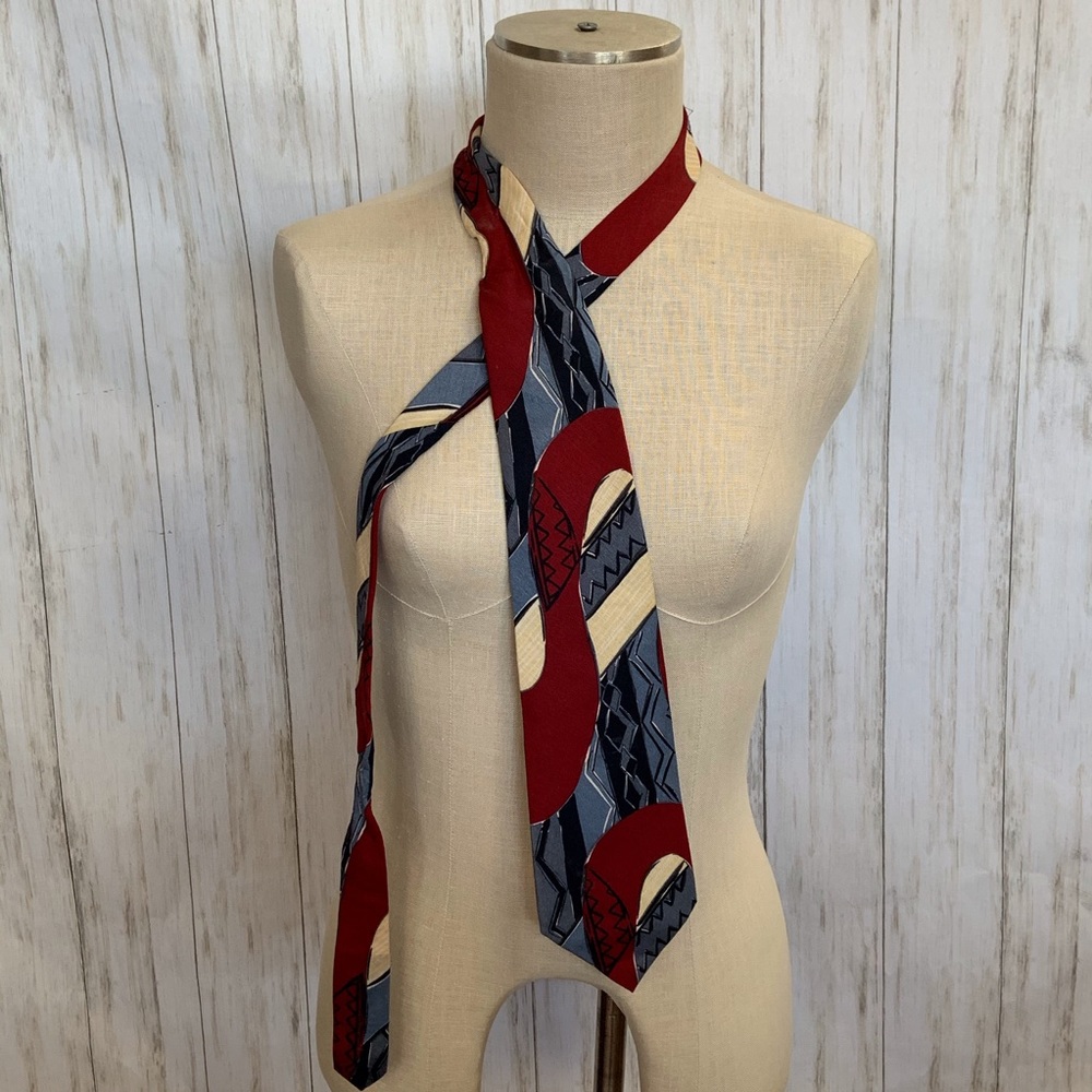 Vintage Bugle Boy Tie
